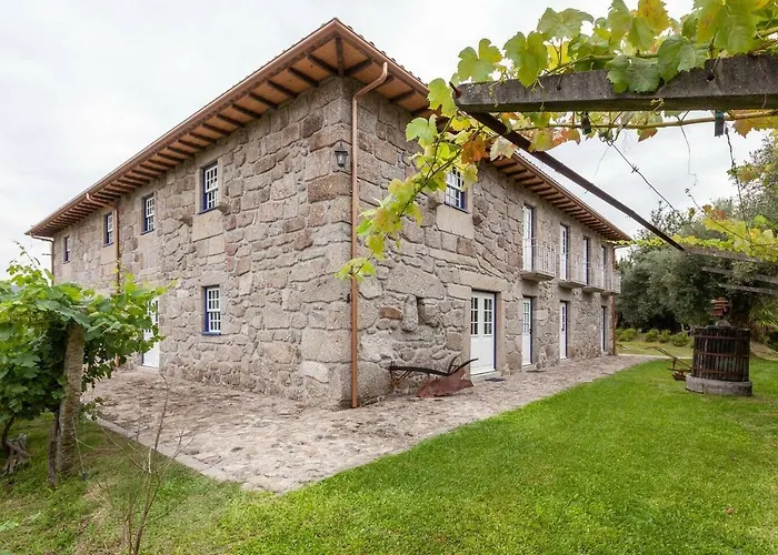 Eido Do Carvalhoso - Casa De Campo Em Arcos De Valdevez